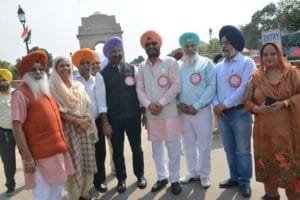 5500 विद्यार्थियों ने बनाया नानक पंथ मानव श्रृंखला