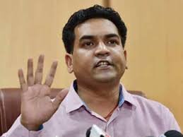 Bjp प्रत्याशी कपिल मिश्रा पर बैन, 48 घंटे नहीं कर सकेंगे प्रचार