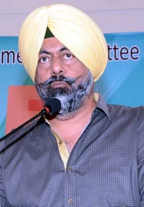 गुरुद्वारा चुनाव में बांटने के लिए आई नगदी बरामद, गरमाई सियासत