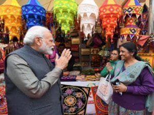 अब लोकल से ग्लोबल थीम पर सजेगा 'हुनर हाट '