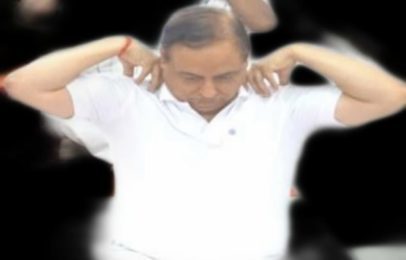 राजर्षि टंडन मुक्त विश्वविद्यालय परिवार ने घर पर किया योगाभ्यास