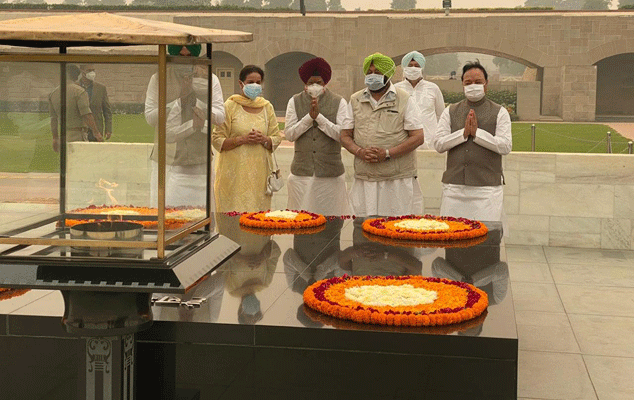 कृषि बिलों पर टकराव, संसद के निकट धरने पर बैठी पंजाब सरकार