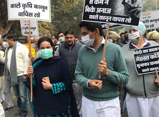 पंजाब के मुख्यमंत्री की सांसद पत्नी परनीत कौर हिरासत में... जाने क्यों