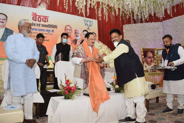 बीजेपी अध्यक्ष जेपी नड्डा ने काशी में किया मिशन-2022 का आगाज