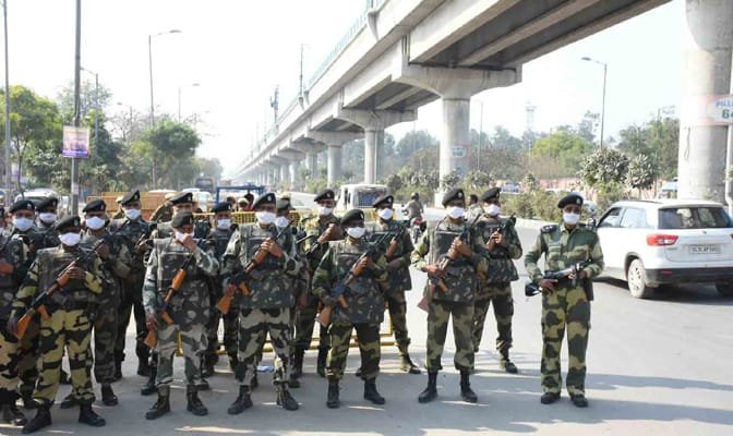 चक्का जाम: दिल्ली में सुरक्षा के कड़े इंतजाम, 10 मेट्रो स्टेशन बंद रखे