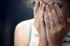 15 वर्षीय किशोरी से 33 लोगों ने 8 महीने तक करते रहे सामूहिक बलात्कार