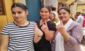 UP निकाय चुनाव के पहले फेज में 52 फीसदी वोटिंग, प्रयागराज फिसड्डी
