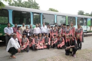 रोमांच के शौकीनो के लिए खुशखबरी, UP के जंगलों में शुरू हो चुकी है विस्टाडोम ट्रेन सेवा रोमांच के शौकीनो के लिए खुशखबरी, UP के जंगलों में शुरू हो चुकी है विस्टाडोम ट्रेन सेवा