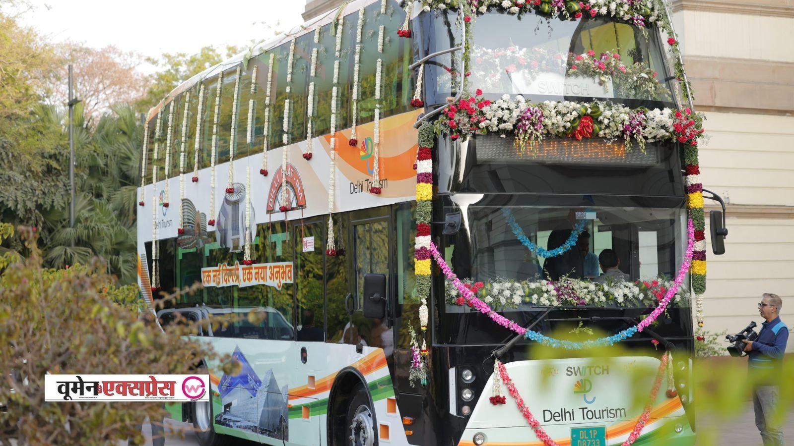 Double Decker Bus in Delhi: दिल्ली डबल डेकर बस लॉन्च, CM रेखा गुप्ता ने दिखाई हरी झंडी, जानें किराया और रूट