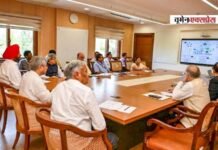 मिनटों में होगी लाखों टिकिट की बुकिंग, अगस्त से रेलवे की 40 साल पुरानी आरक्षण प्रणाली बदलेगी, नए अत्याधुनिक सिस्टम का कार्य पूरा मिनटों में होगी लाखों टिकिट की बुकिंग, अगस्त से रेलवे की 40 साल पुरानी आरक्षण प्रणाली बदलेगी, नए अत्याधुनिक सिस्टम का कार्य पूरा