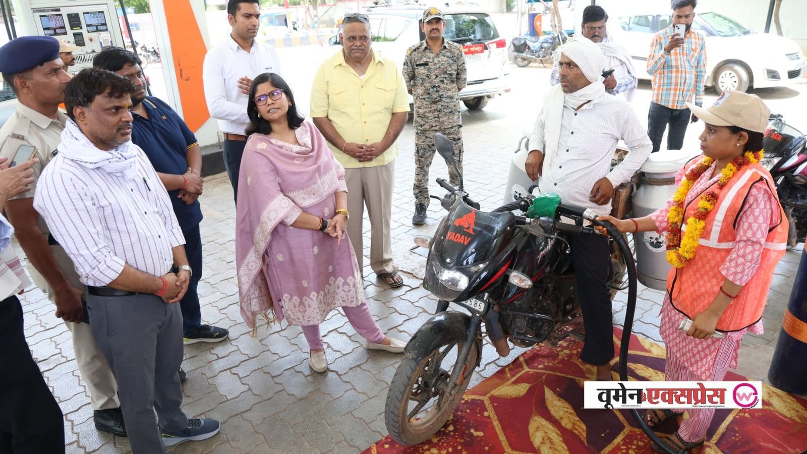 मध्य प्रदेश: ‘शक्ति दीदी’ पहल बनी महिलाओं की ताकत, 118 महिलाएं संभाल रही हैं पेट्रोल पंप