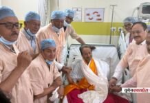 26 दिनों के बाद सोनम वांगचुक ने तोड़ा अनशन: जेपी नड्डा और डॉ. जितेंद्र सिंह से मुलाकात के बाद लिया फैसला 26 दिनों के बाद सोनम वांगचुक ने तोड़ा अनशन: जेपी नड्डा और डॉ. जितेंद्र सिंह से मुलाकात के बाद लिया फैसला